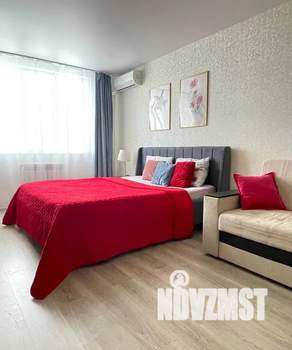 1-к квартира, посуточно, 40м2, 12/25 этаж