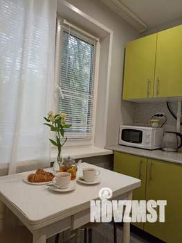 2-к квартира, посуточно, 46м2, 1/5 этаж