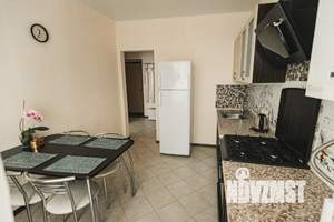 2-к квартира, посуточно, 55м2, 1/1 этаж