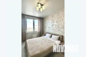 1-к квартира, посуточно, 40м2, 13/25 этаж