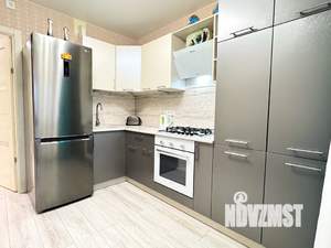 1-к квартира, посуточно, 40м2, 23/25 этаж