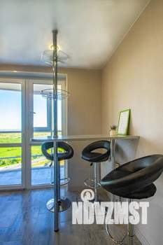 1-к квартира, посуточно, 40м2, 25/32 этаж