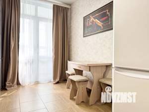 1-к квартира, посуточно, 40м2, 9/25 этаж