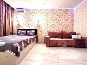 1-к квартира, посуточно, 50м2, 7/18 этаж