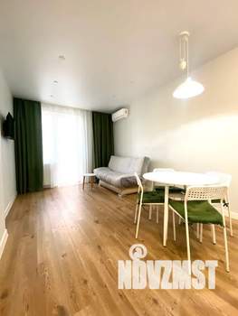 1-к квартира, посуточно, 42м2, 6/18 этаж