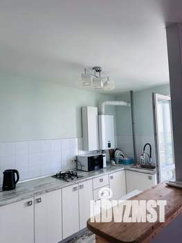 Студия квартира, посуточно, 30м2, 20/25 этаж