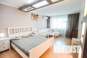 2-к квартира, посуточно, 56м2, 8/10 этаж