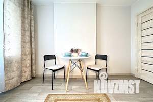 1-к квартира, посуточно, 40м2, 20/25 этаж