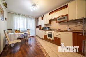 2-к квартира, посуточно, 78м2, 4/6 этаж