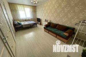 1-к квартира, посуточно, 35м2, 14/25 этаж