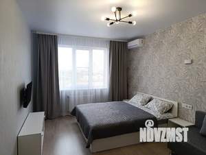 1-к квартира, посуточно, 40м2, 5/15 этаж