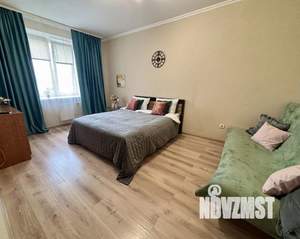 1-к квартира, посуточно, 47м2, 1/1 этаж