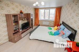 1-к квартира, посуточно, 35м2, 1/1 этаж