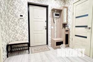 1-к квартира, посуточно, 40м2, 23/25 этаж