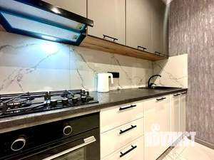 1-к квартира, посуточно, 40м2, 16/25 этаж