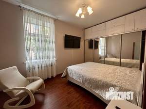 1-к квартира, на длительный срок, 65м2, 3/5 этаж
