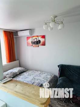 Студия квартира, посуточно, 30м2, 20/25 этаж