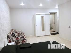 Студия квартира, посуточно, 32м2, 3/5 этаж