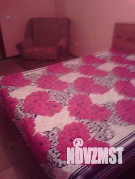 1-к квартира, посуточно, 64м2, 2/10 этаж