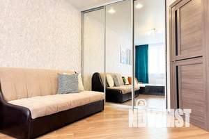 1-к квартира, посуточно, 40м2, 15/28 этаж