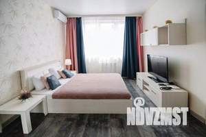 1-к квартира, посуточно, 50м2, 18/25 этаж