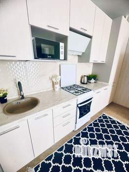 1-к квартира, посуточно, 48м2, 8/25 этаж