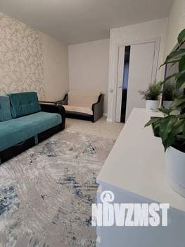 1-к квартира, посуточно, 35м2, 5/25 этаж