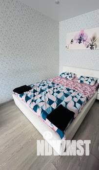 1-к квартира, посуточно, 35м2, 1/25 этаж