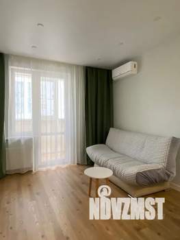 1-к квартира, посуточно, 42м2, 6/18 этаж