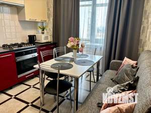 1-к квартира, посуточно, 43м2, 10/12 этаж