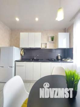 1-к квартира, посуточно, 31м2, 14/25 этаж