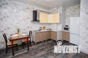 1-к квартира, посуточно, 50м2, 18/25 этаж