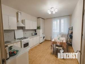 1-к квартира, посуточно, 48м2, 3/10 этаж