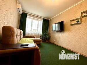 1-к квартира, посуточно, 40м2, 8/25 этаж