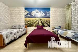 1-к квартира, посуточно, 38м2, 3/10 этаж