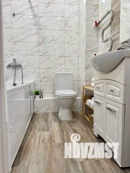 Студия квартира, посуточно, 30м2, 8/24 этаж