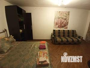 1-к квартира, посуточно, 33м2, 4/4 этаж