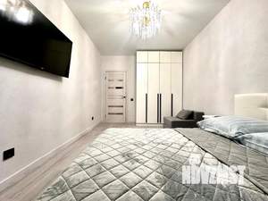 1-к квартира, посуточно, 40м2, 18/25 этаж