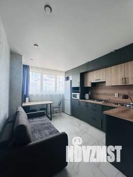 1-к квартира, посуточно, 40м2, 21/30 этаж