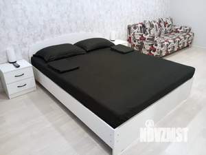 Студия квартира, посуточно, 32м2, 3/5 этаж