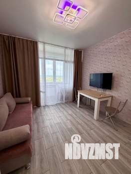 1-к квартира, посуточно, 40м2, 13/25 этаж