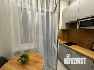 1-к квартира, посуточно, 30м2, 4/18 этаж