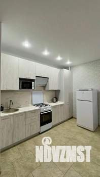 1-к квартира, посуточно, 43м2, 1/1 этаж