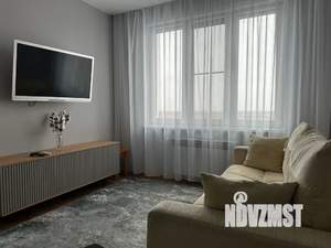 1-к квартира, посуточно, 40м2, 8/25 этаж