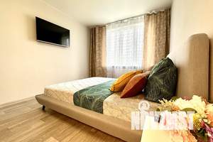 1-к квартира, посуточно, 40м2, 20/25 этаж