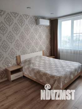 1-к квартира, посуточно, 40м2, 16/24 этаж