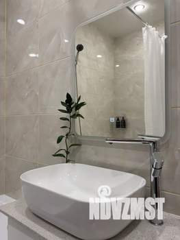 1-к квартира, посуточно, 32м2, 13/25 этаж