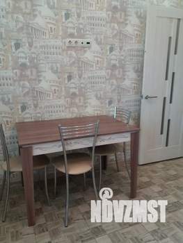 1-к квартира, посуточно, 35м2, 8/13 этаж