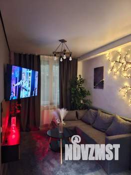 1-к квартира, посуточно, 32м2, 1/25 этаж