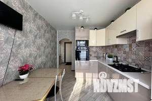 1-к квартира, посуточно, 37м2, 15/28 этаж